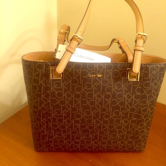 Calvin Klein tote - Picture 1 of 7